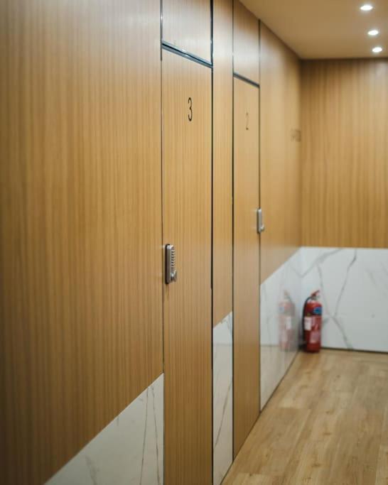 Central, Spacious 5 Min Walk To Acropolis Appartement