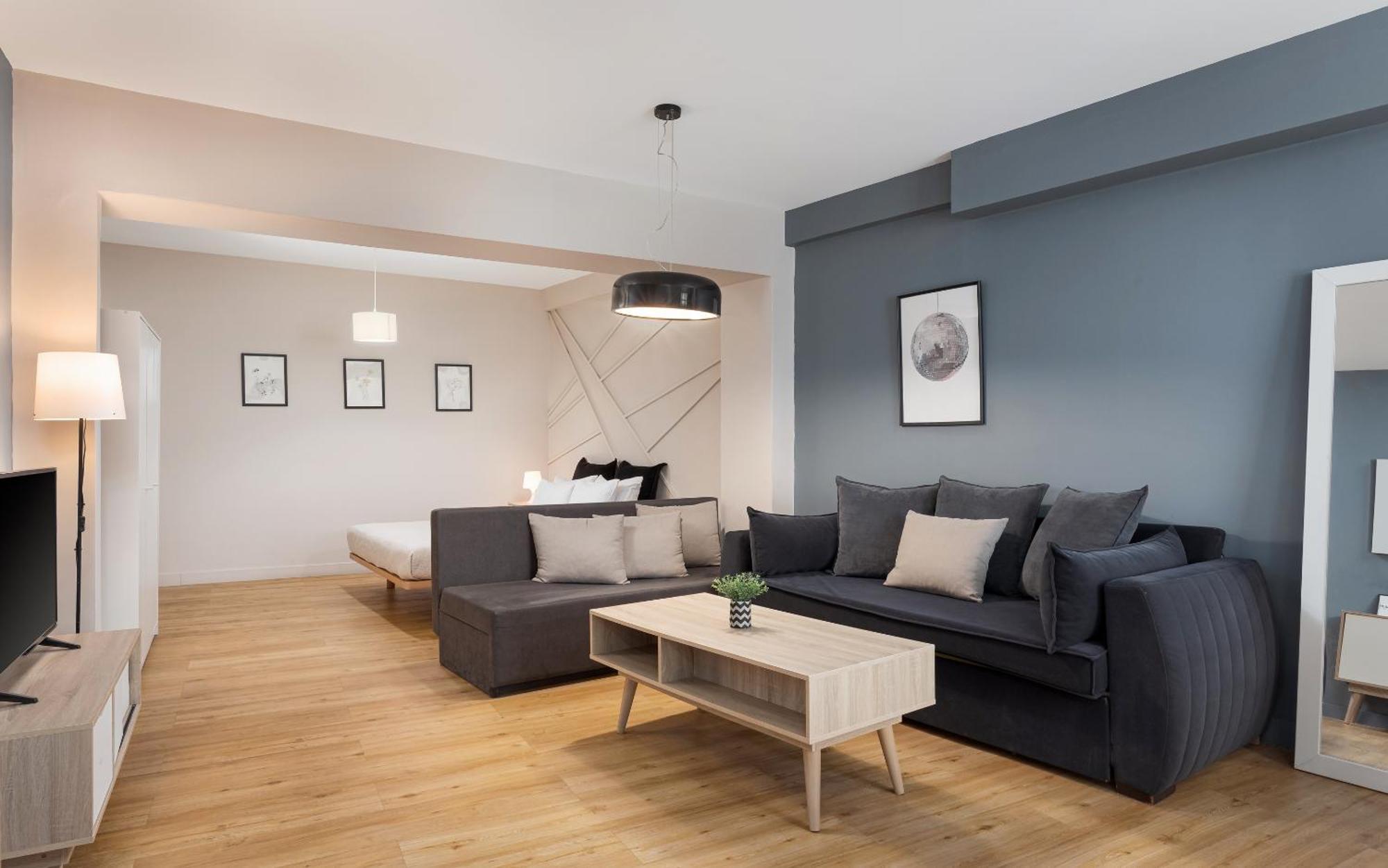 Central, Spacious 5 Min Walk To Acropolis Atene